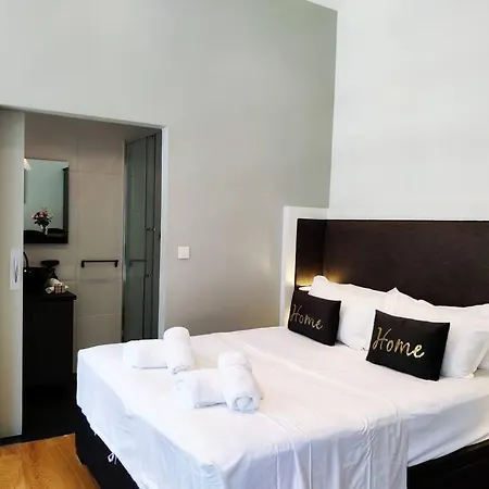 Center, Chic For 2-4, Balcony, Ac * 尼斯