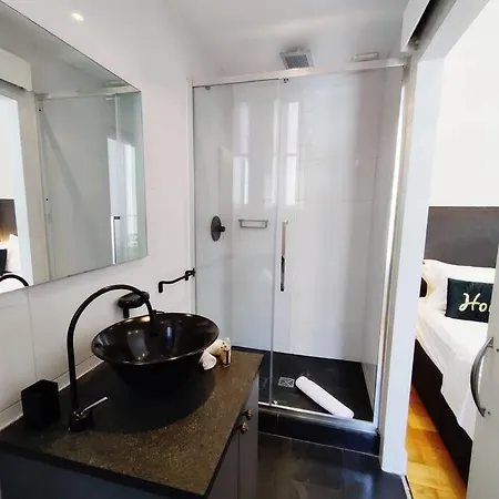 Center, Chic For 2-4, Balcony, Ac 公寓 *